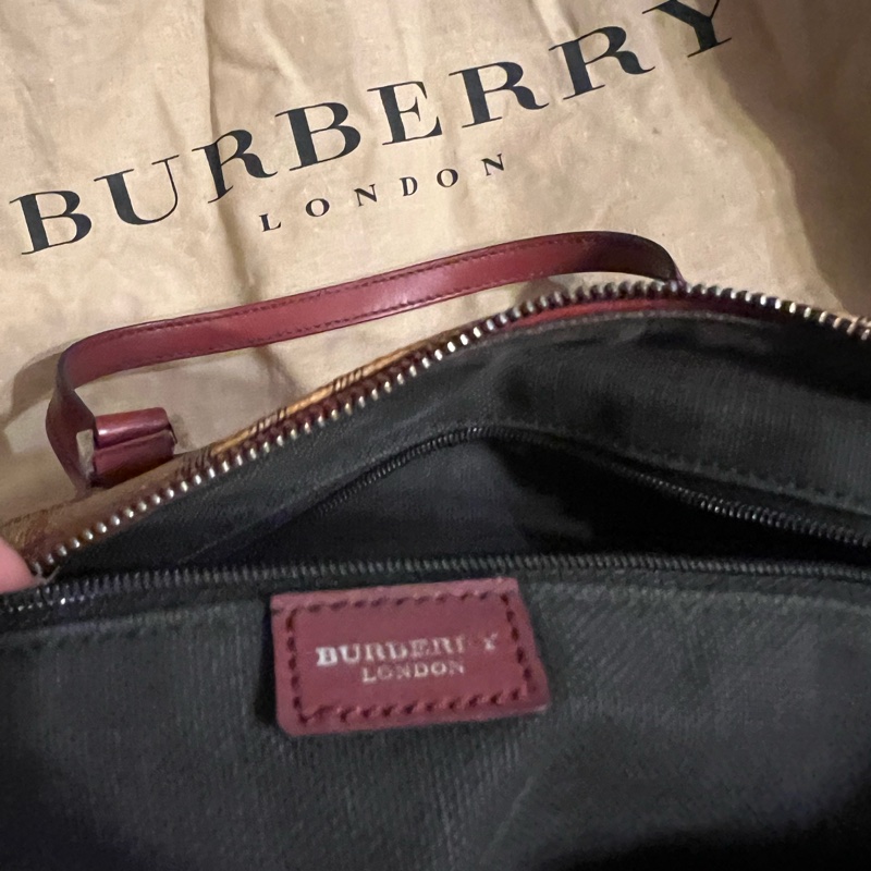 BURBERRY 戰馬經典圓桶包-16