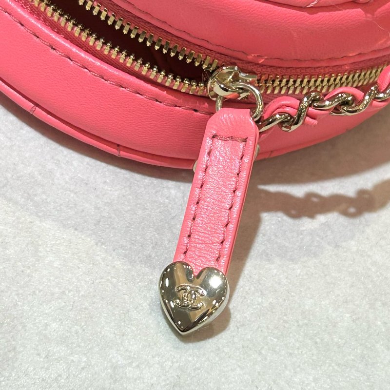 CHANEL 愛心菱格紋小羊皮金釦鏈帶包/側背包(大號/粉色)-3