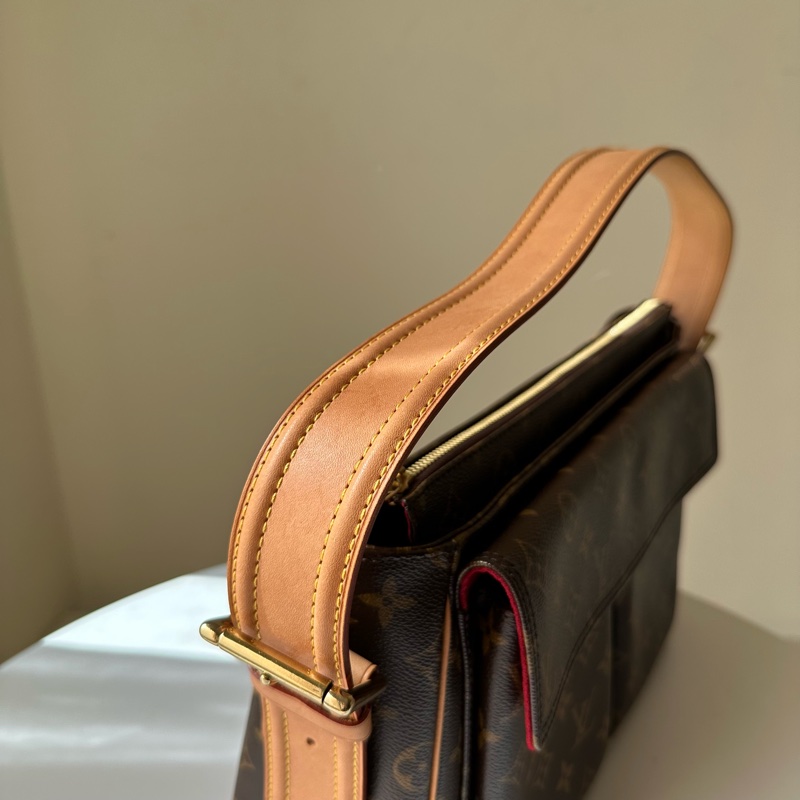 Lv 駱駝包 中號-1