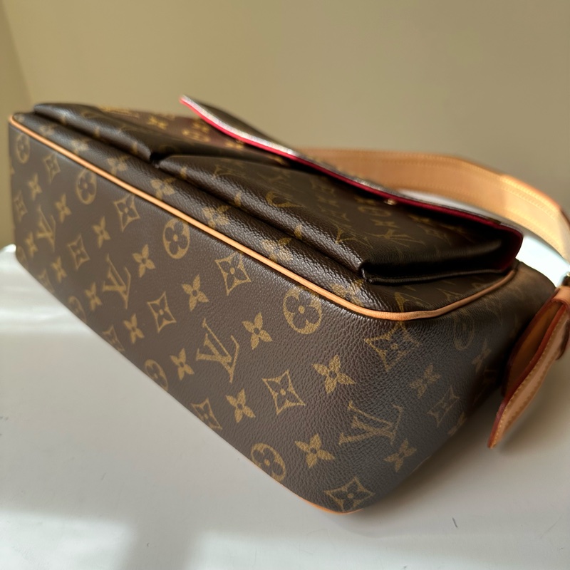 Lv 駱駝包 中號-3