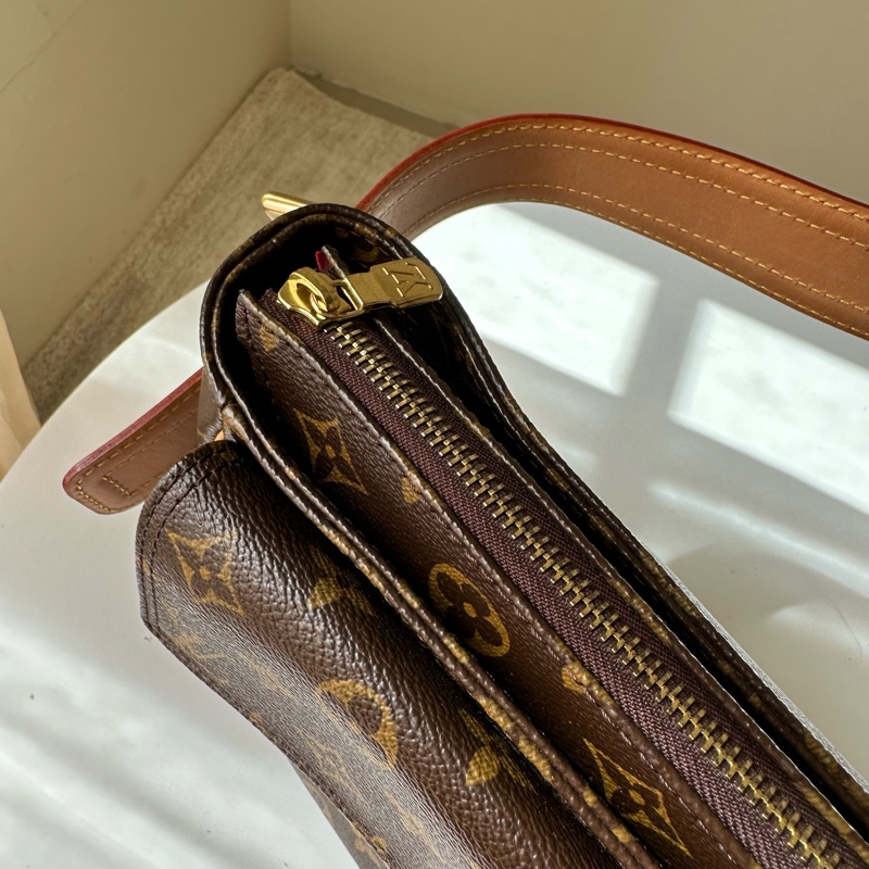 Lv 駱駝包 中號-5