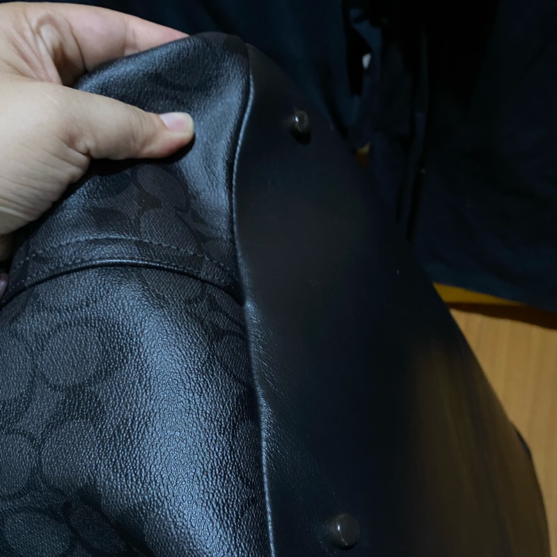 Coach黑色50cm滿版logo行李袋-14