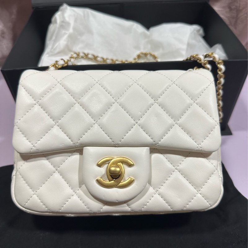 CHANEL 17cm 爆款白色金球方胖子#小金球鏈包#小羊皮、琺瑯-10
