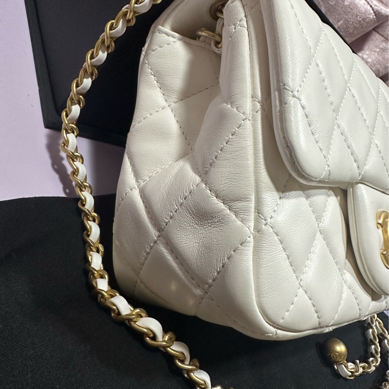 CHANEL 17cm 爆款白色金球方胖子#小金球鏈包#小羊皮、琺瑯-12