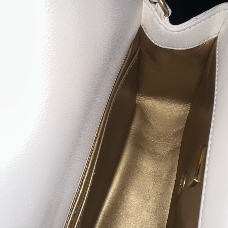 CHANEL 17cm 爆款白色金球方胖子#小金球鏈包#小羊皮、琺瑯-16