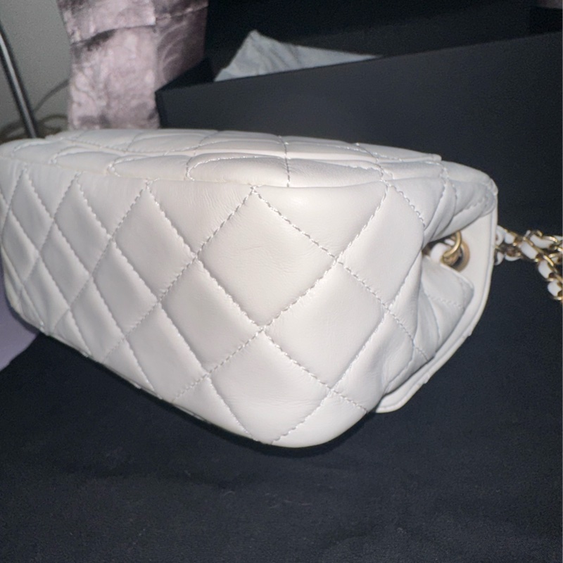 CHANEL 17cm 爆款白色金球方胖子#小金球鏈包#小羊皮、琺瑯-18