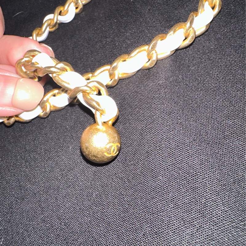 CHANEL 17cm 爆款白色金球方胖子#小金球鏈包#小羊皮、琺瑯-24