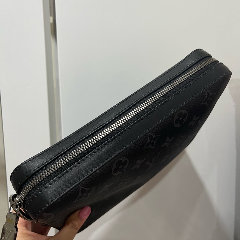 （保留中）爸爸節送禮必備 台灣購證 全配商品 99新 LV路易威登 黑武士 經典黑色灰色雙面老花三合一 斜背包肩背包-20