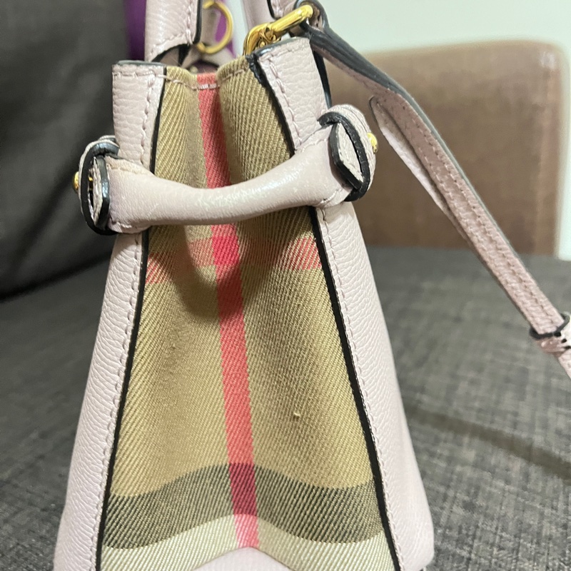 Burberry藕粉色包包-1