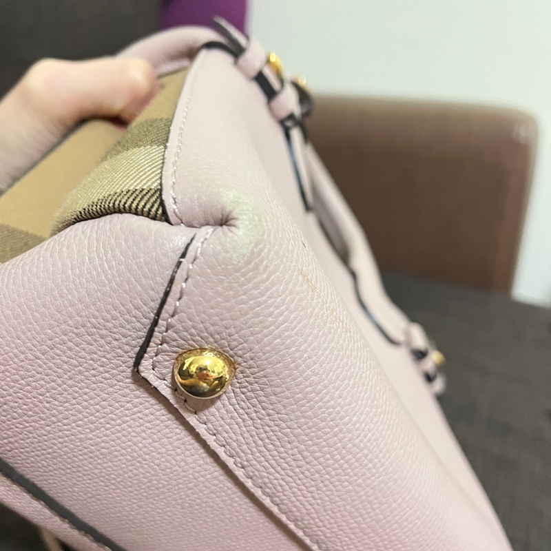 Burberry藕粉色包包-5