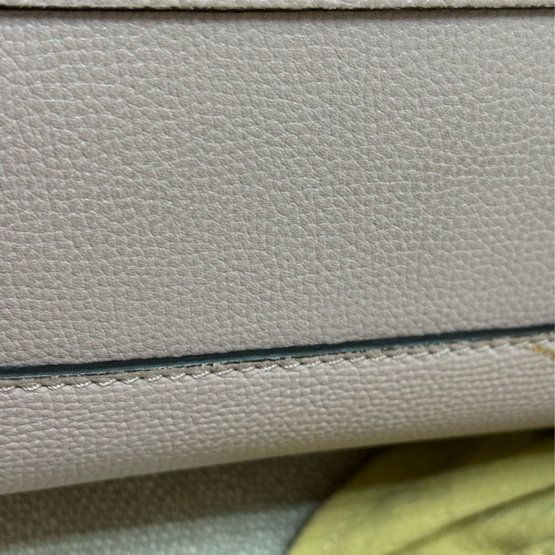 Burberry藕粉色包包-25