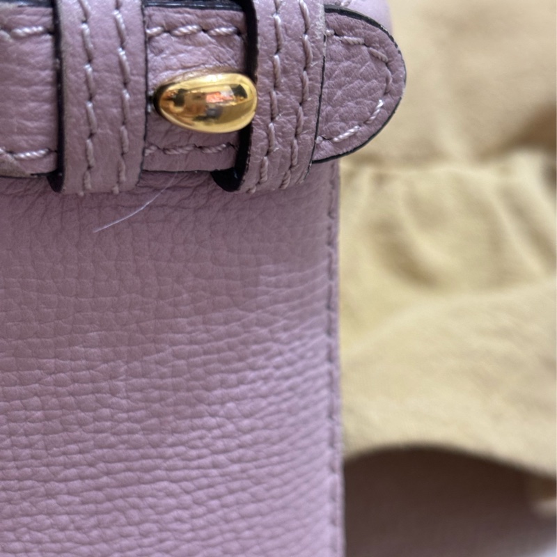 Burberry藕粉色包包-40