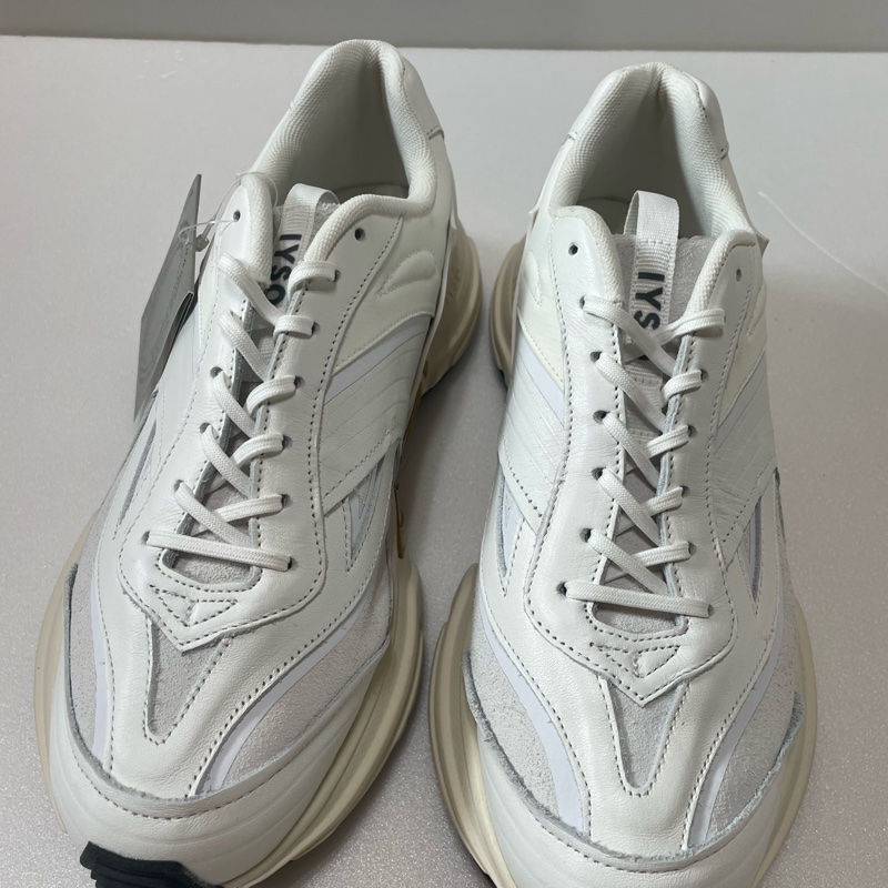 IYSO復古白大底運動鞋-5