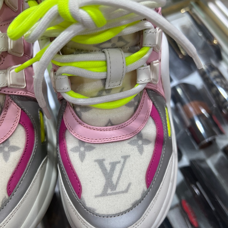 LV 螢光綠粉白鞋 限量Archlight老爹鞋-16