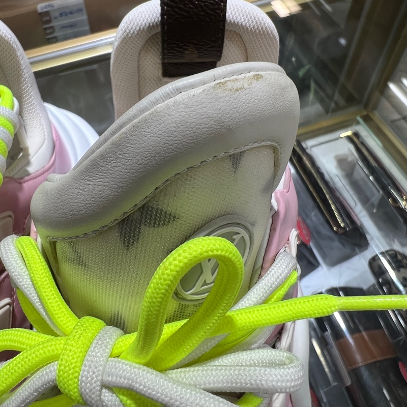 LV 螢光綠粉白鞋 限量Archlight老爹鞋-18
