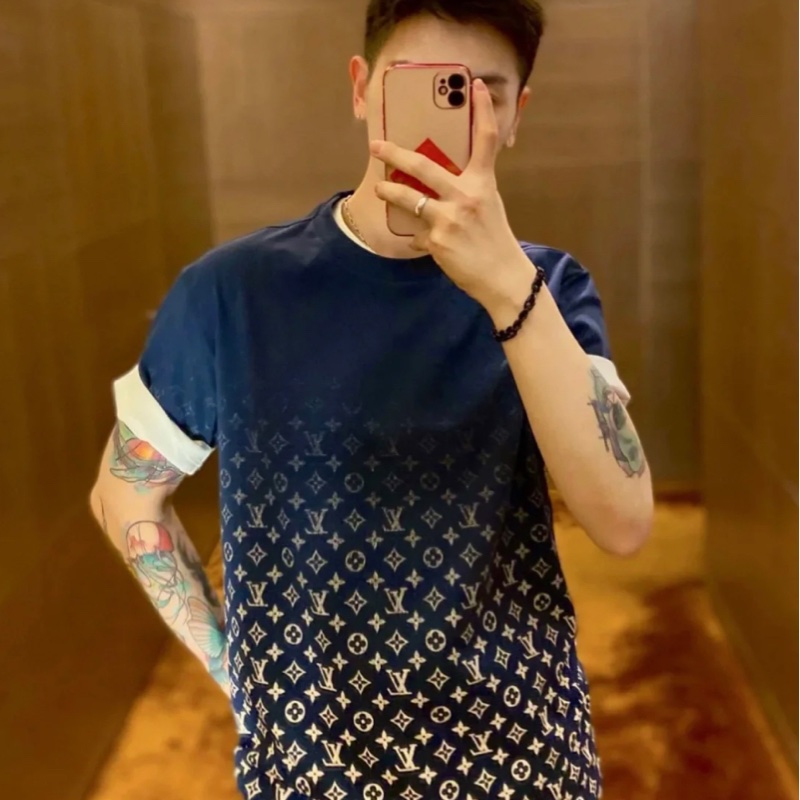 Lv漸層短袖上衣（非常新買到賺到❤️）-4