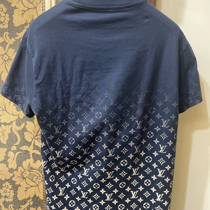 Lv漸層短袖上衣（非常新買到賺到❤️）-10