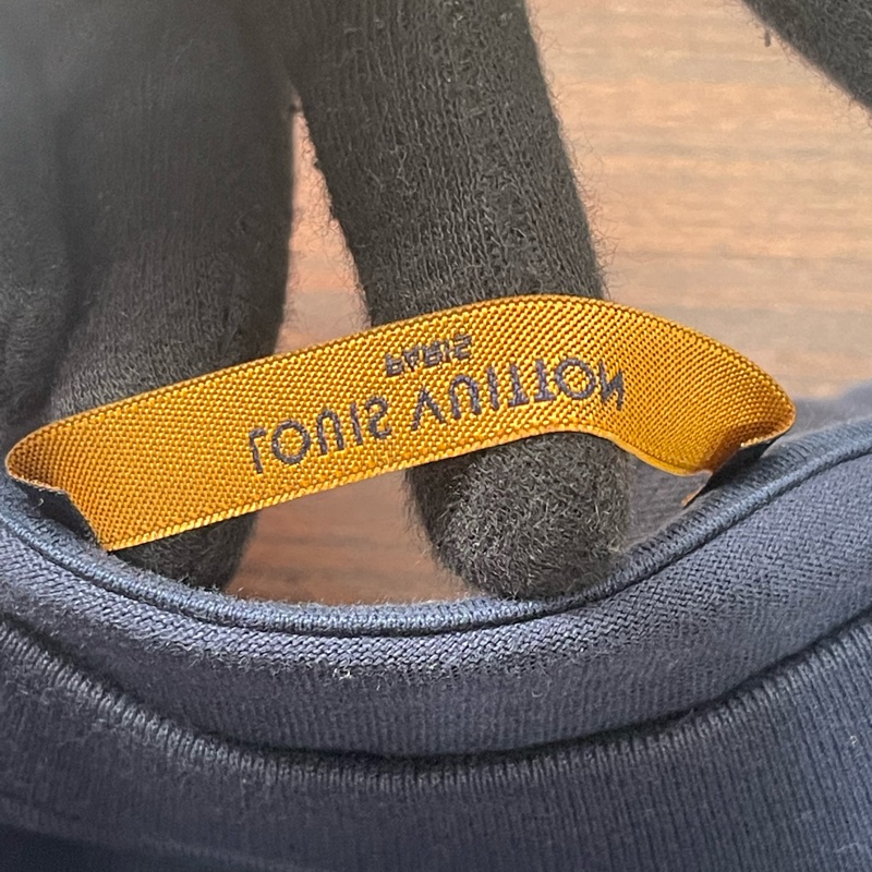 Lv漸層短袖上衣（非常新買到賺到❤️）-12