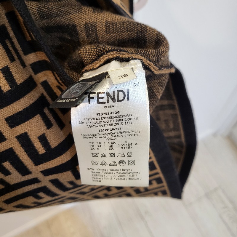 Fendi老花無袖背心洋裝-9