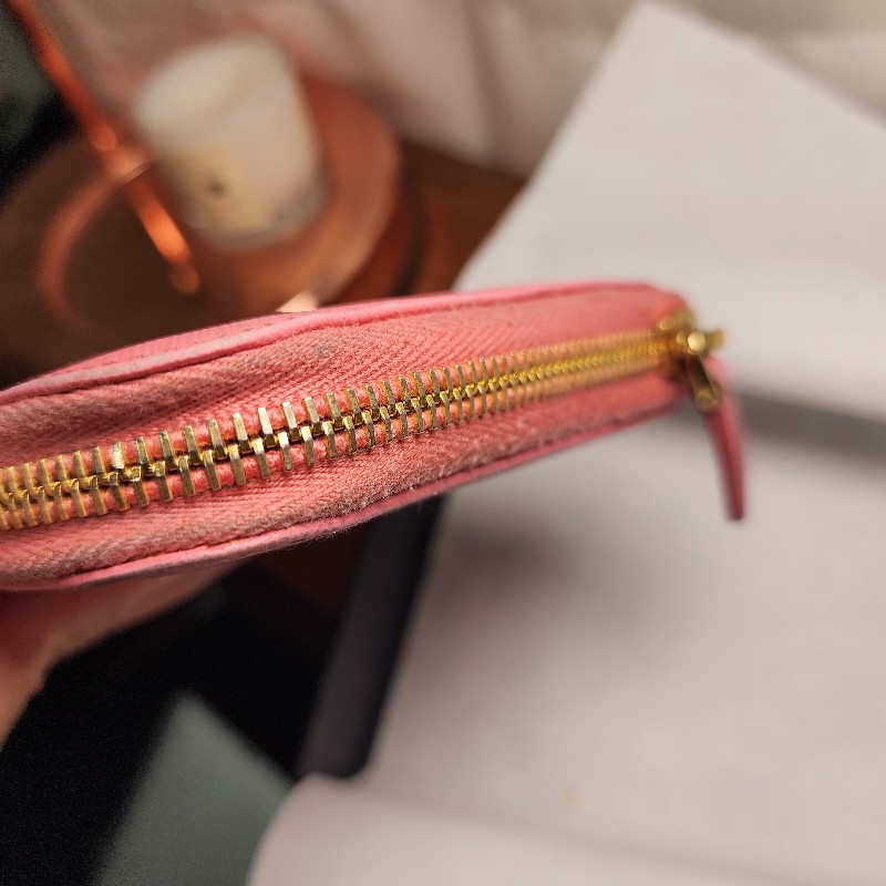 Prada粉紅牛皮皮夾-2