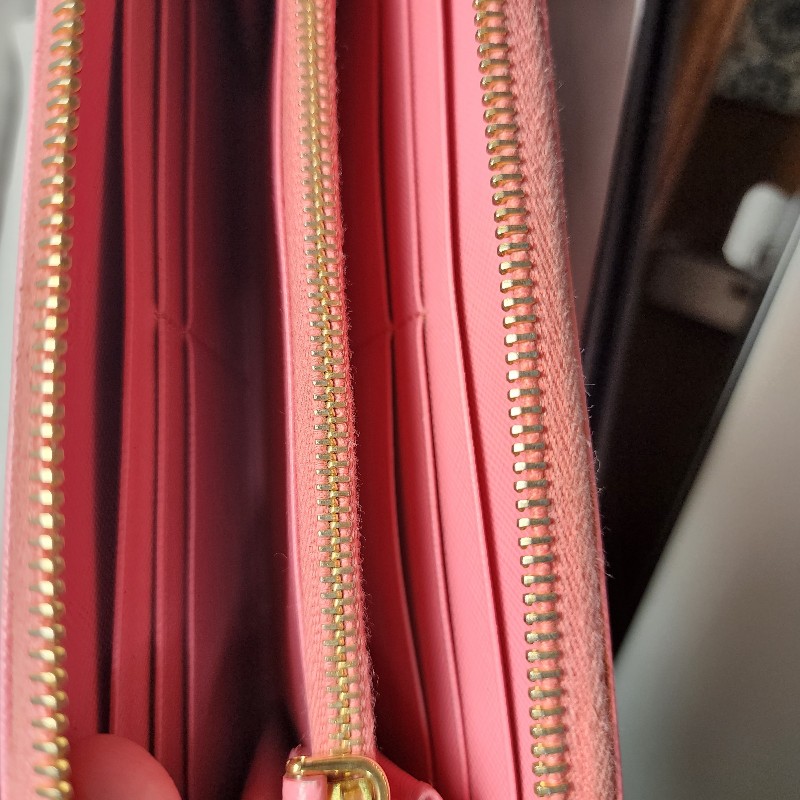 Prada粉紅牛皮皮夾-21