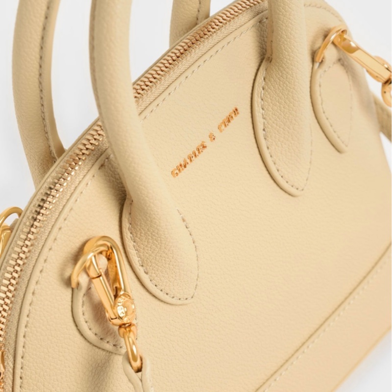 CHARLES & KEITH Harmonee 貝殼包 - 米黃色-2