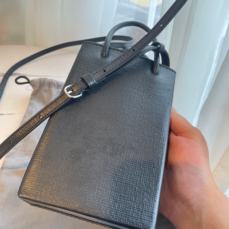 BALENCIAGA 黑皮革白字LOGO手提兩用包-9