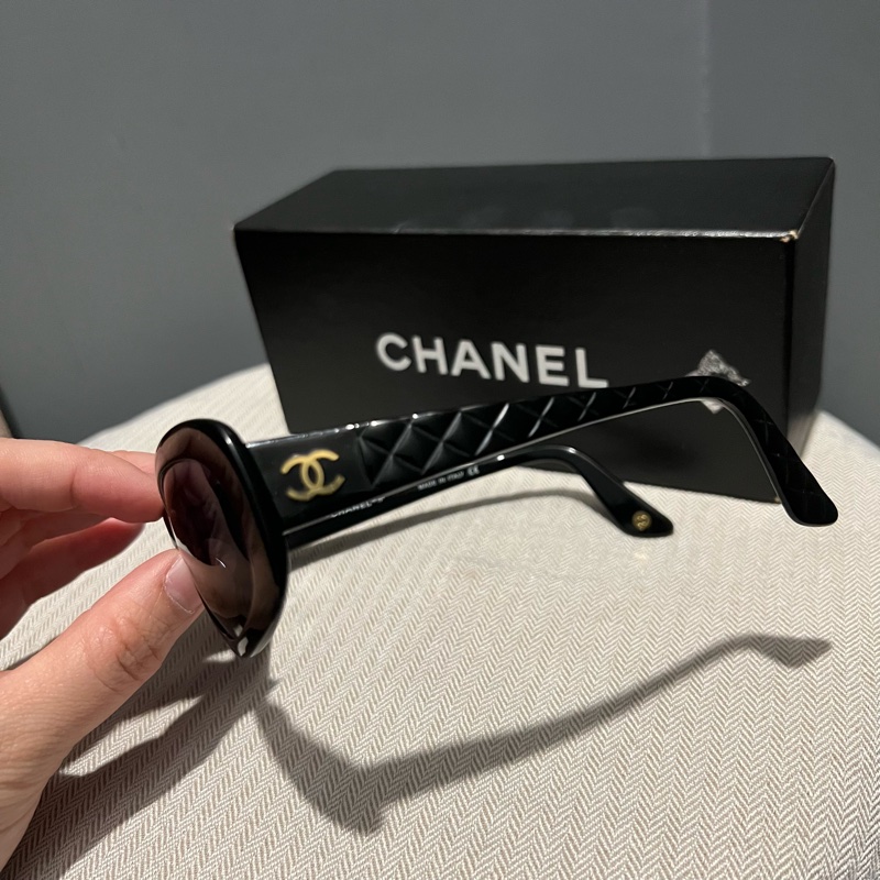Chanel香奈兒  經典菱格壓印墨鏡-4