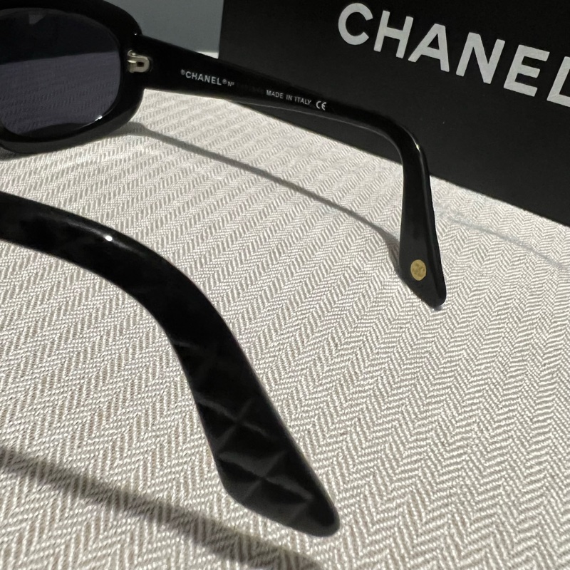 Chanel香奈兒  經典菱格壓印墨鏡-7