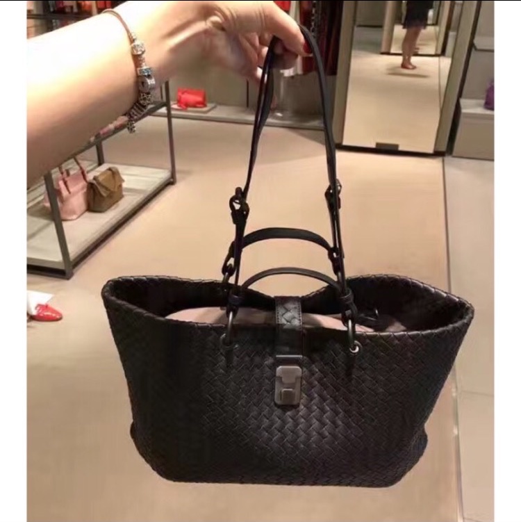 Bottega Veneta Capri 經典鎖頭編織 購物包/大托特包 黑色-3