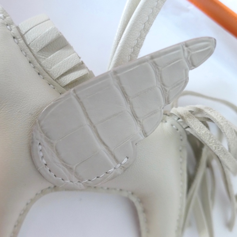 Hermes 鱷魚皮拼接 touch 小飛馬 奶昔白Craie-13