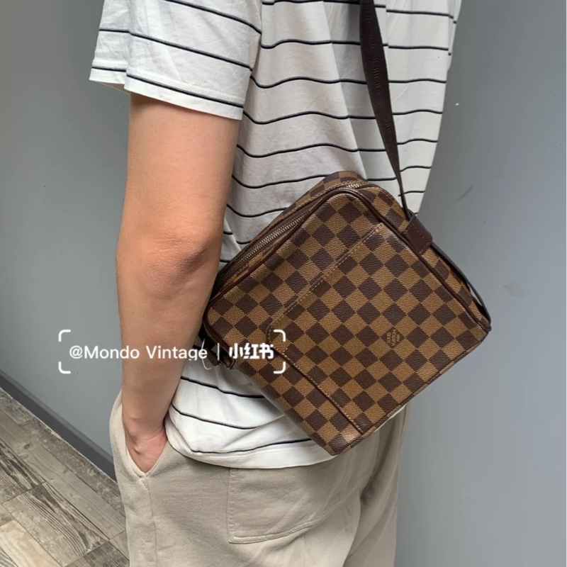 LV絕版棋盤格豆腐包 /斜背包-19