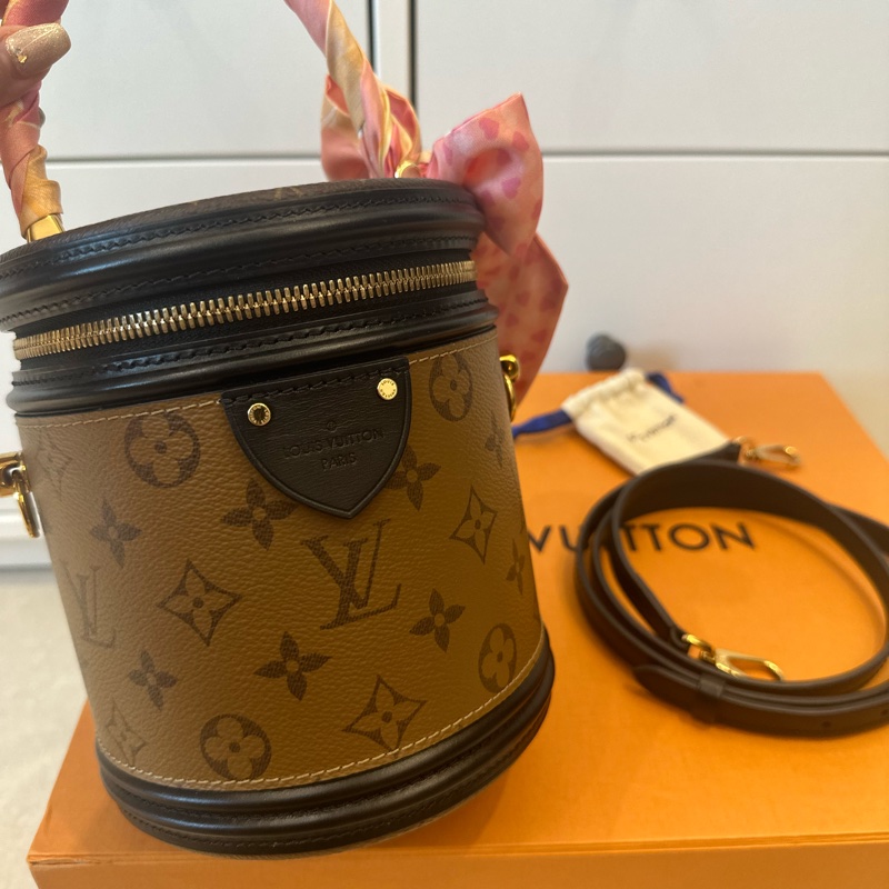 Louis vuitton Cannes m43986 發財桶 圓筒包 雙色老花 手提 側背 爆款-6