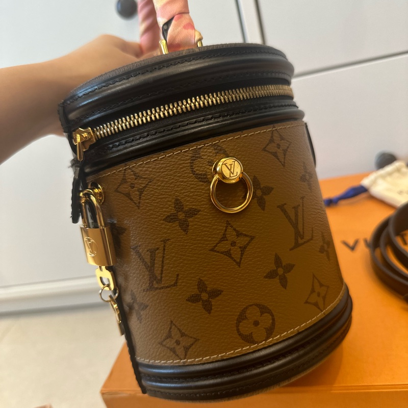 Louis vuitton Cannes m43986 發財桶 圓筒包 雙色老花 手提 側背 爆款-8