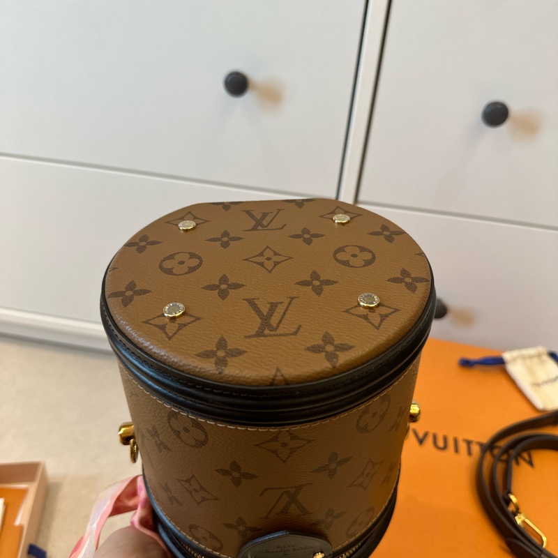 Louis vuitton Cannes m43986 發財桶 圓筒包 雙色老花 手提 側背 爆款-18