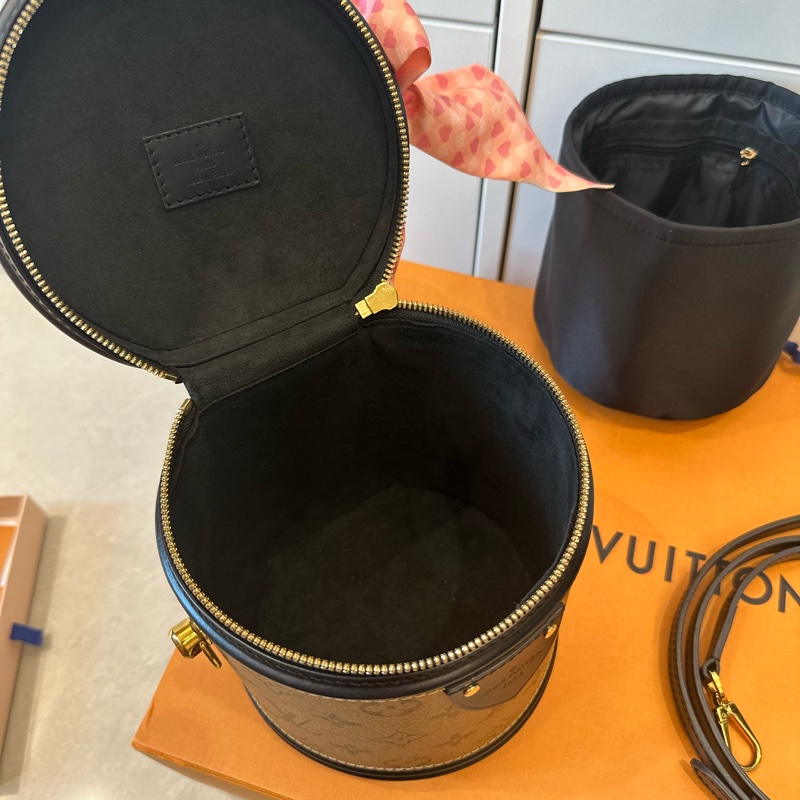 Louis vuitton Cannes m43986 發財桶 圓筒包 雙色老花 手提 側背 爆款-20