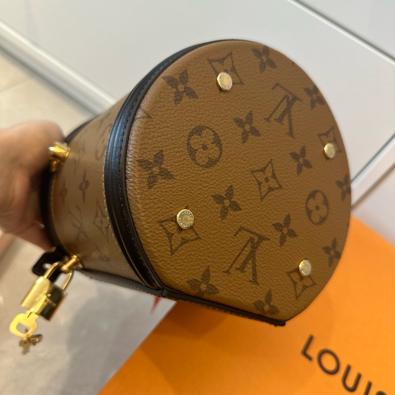 Louis vuitton Cannes m43986 發財桶 圓筒包 雙色老花 手提 側背 爆款-23