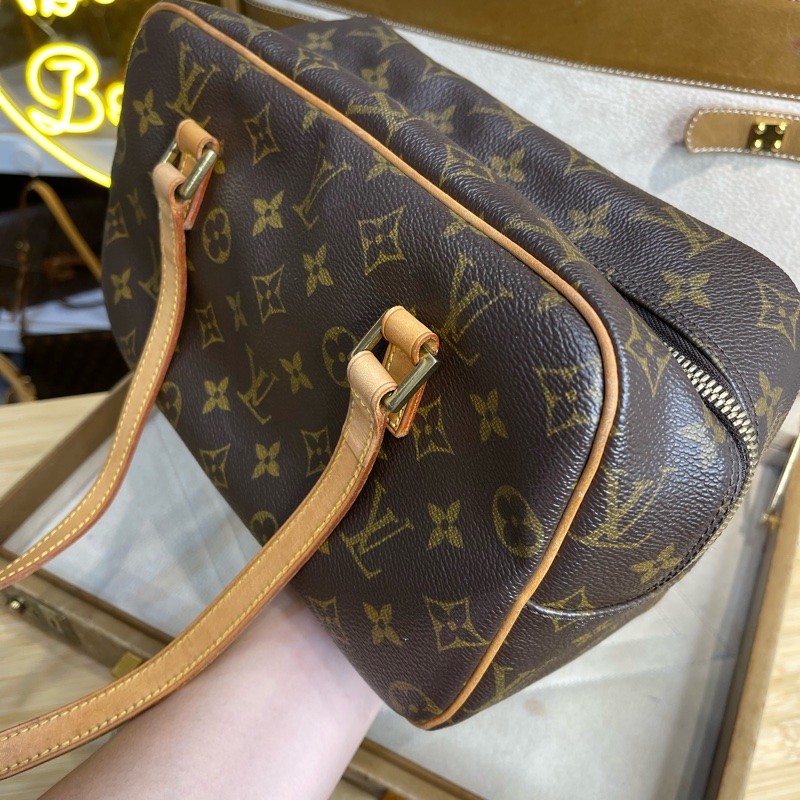 Louis Vuitton老花CITE吐司小號肩包-11