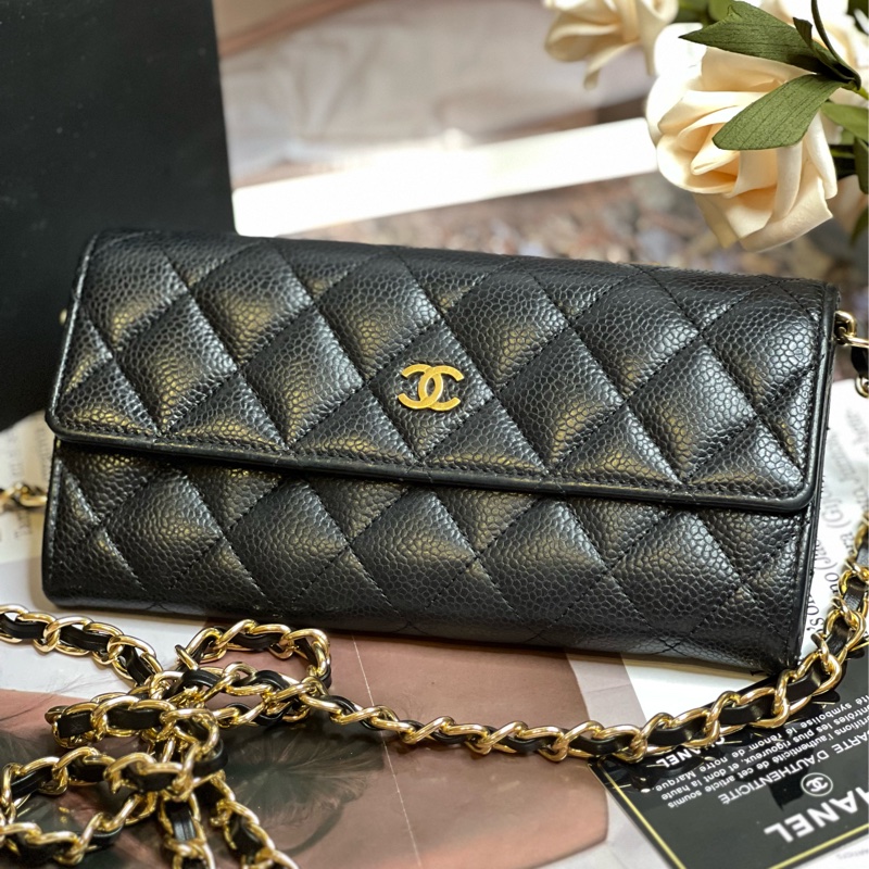 CHANEL 經典雙C LOGO荔枝金釦長夾《已改造可斜背》-0