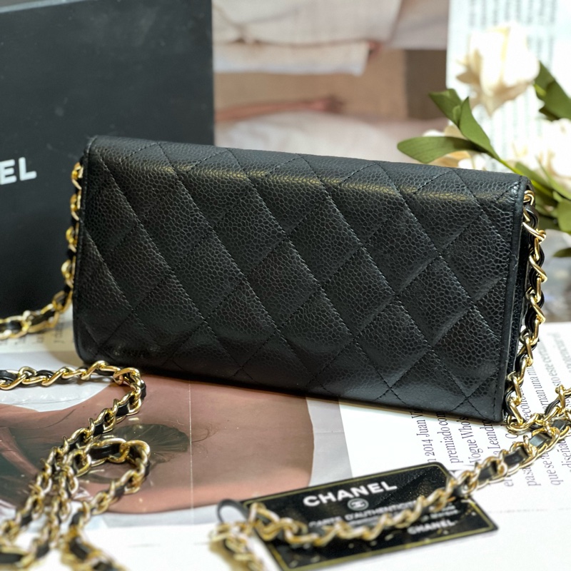 CHANEL 經典雙C LOGO荔枝金釦長夾《已改造可斜背》-2