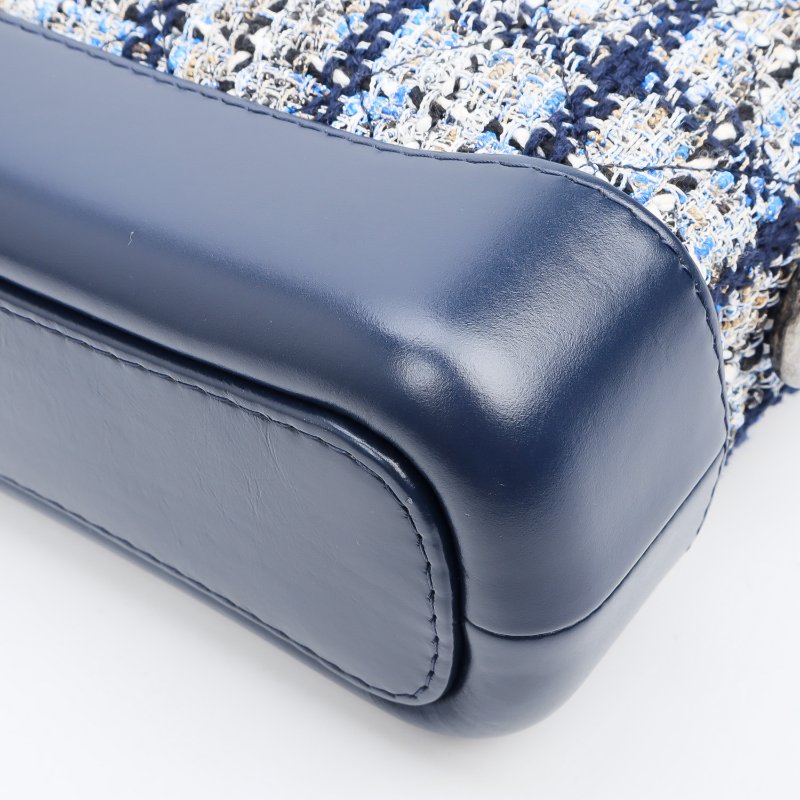 CHANEL 小號針織毛呢流浪包-7