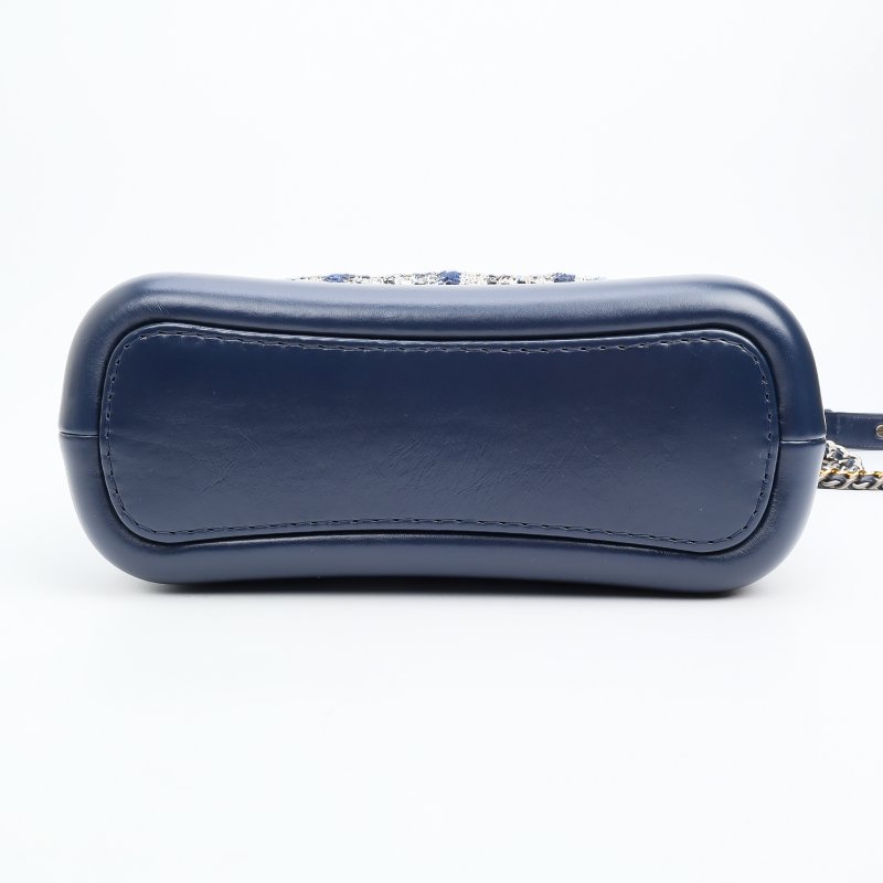 CHANEL 小號針織毛呢流浪包-11