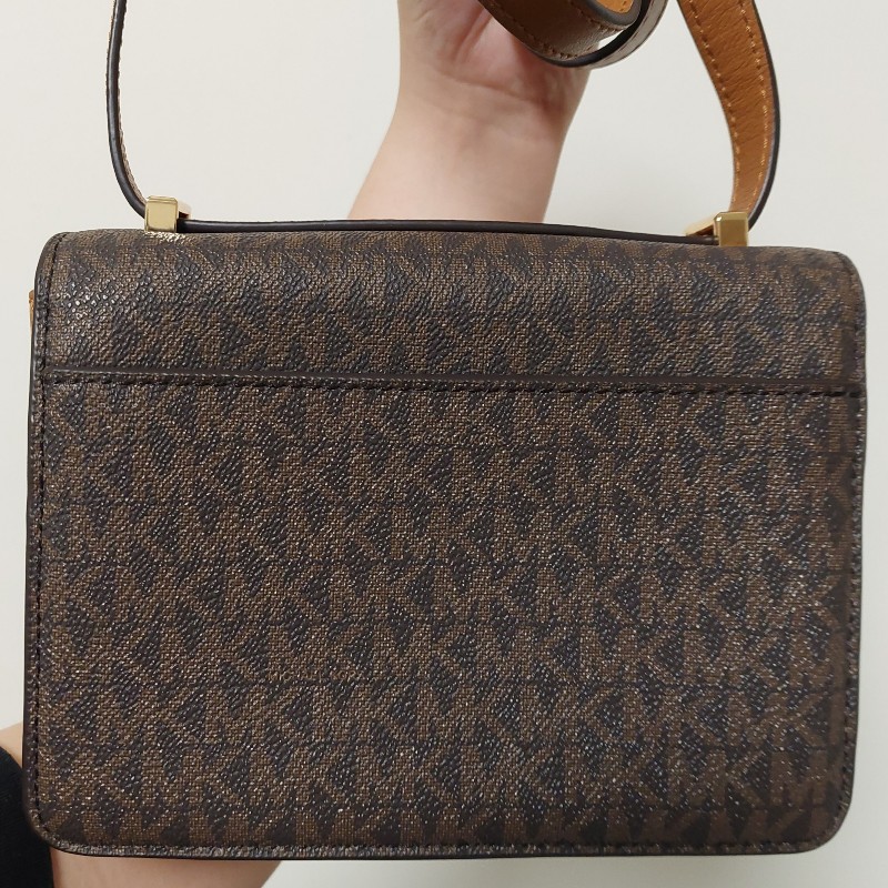 MK 郵差包 經典 老花 咖啡色 小號 斜背包 側背包-3