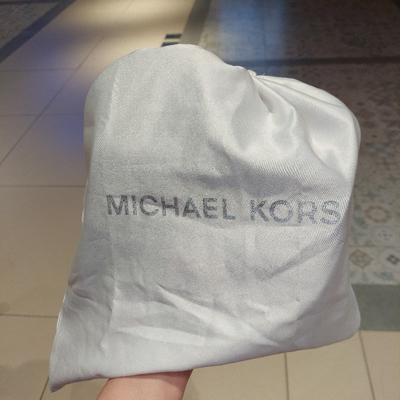 MK 郵差包 經典 老花 咖啡色 小號 斜背包 側背包-16