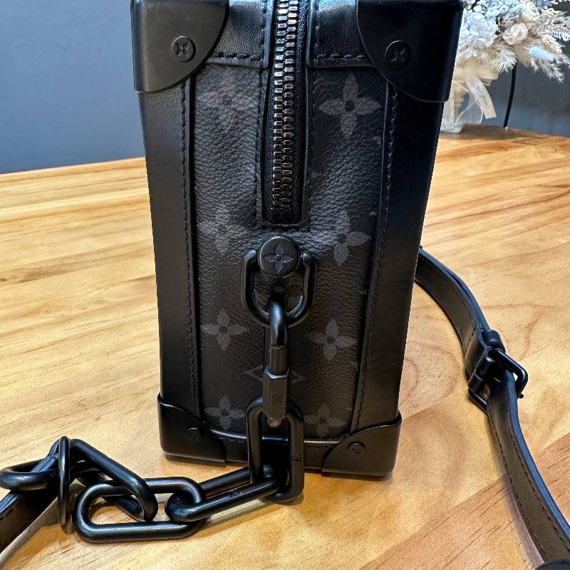 LV trunk 老花盒子包-17