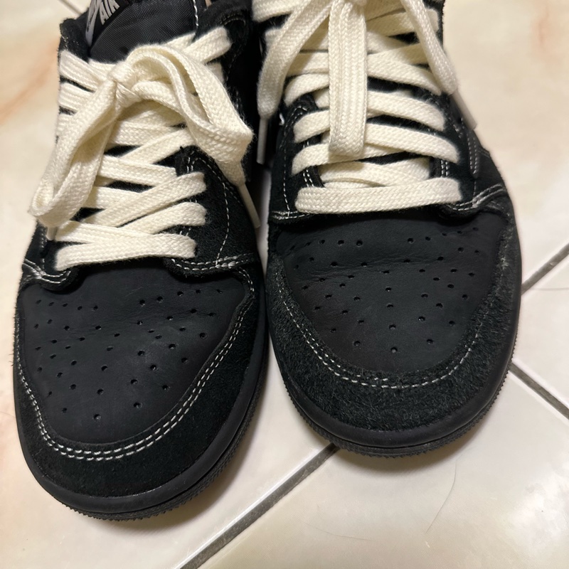 Travis Scott x Air Jordan 1 Low 倒 鉤 AJ1-11