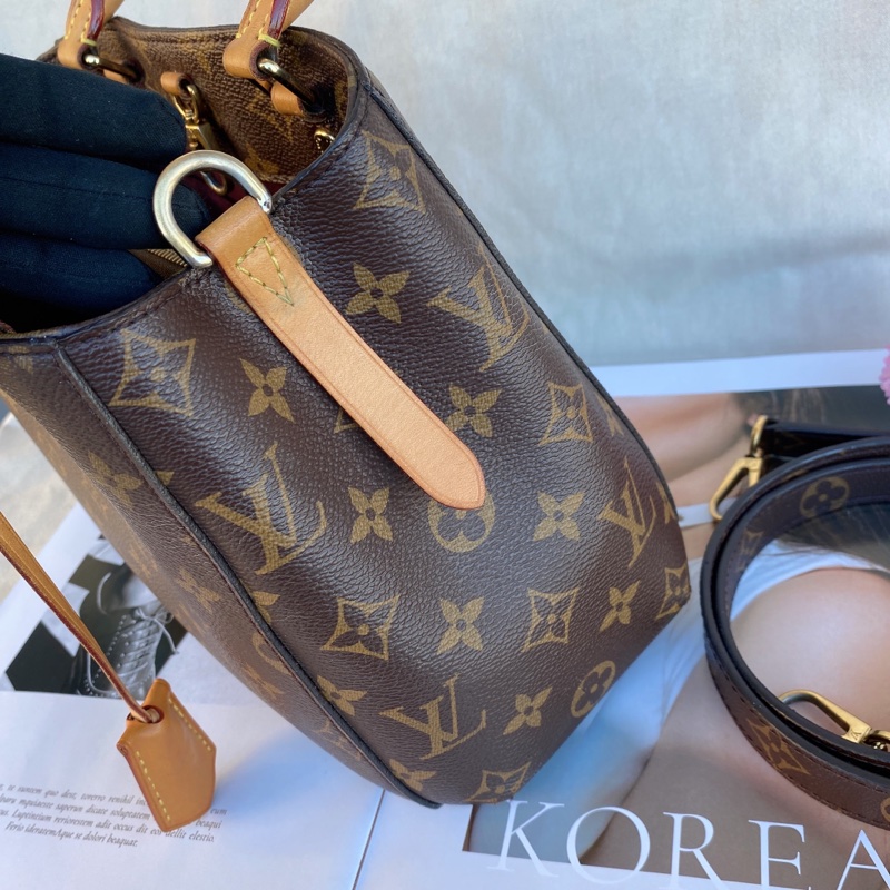 LV MONTAIGNE BB小號 蒙田包-9