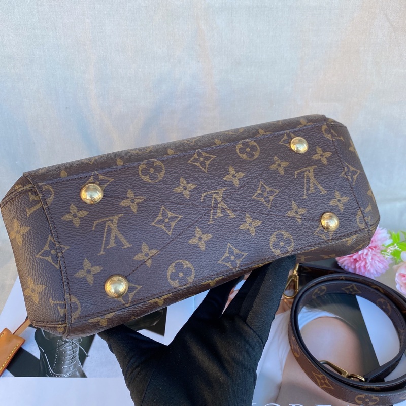 LV MONTAIGNE BB小號 蒙田包-11