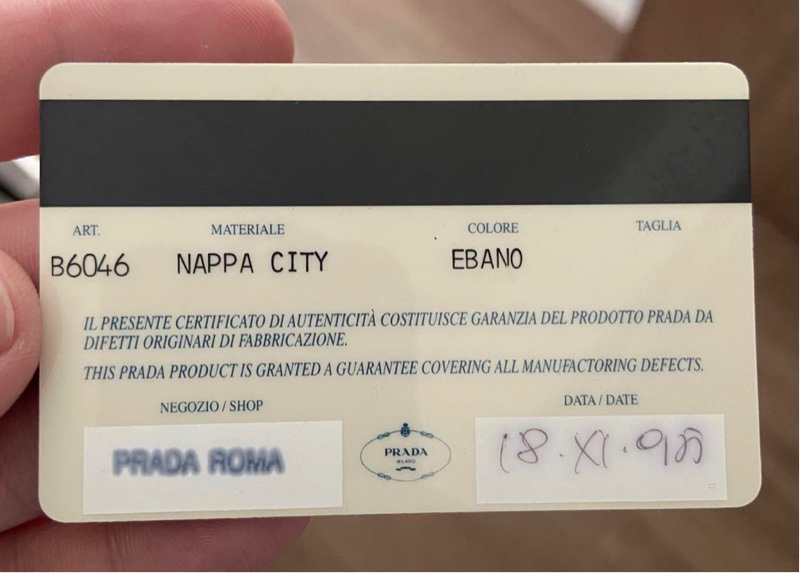 日本直送 極新PRADA軟真皮手提托特包-34