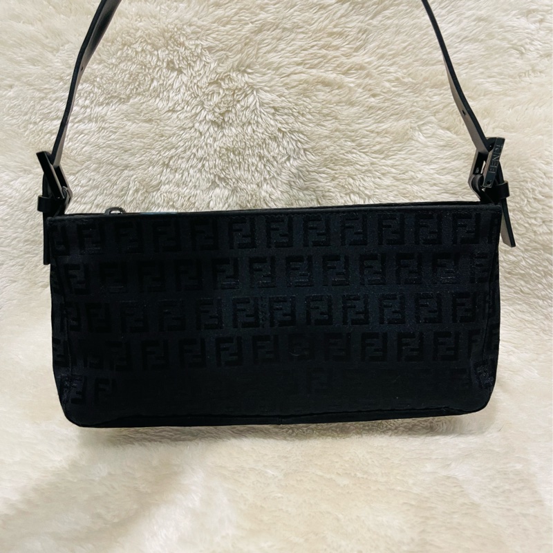 FENDI經典黑色老花 中麻將/腋下包 ✨Fendi麻將包 肩背包 腋下包 黑色Fendi原花 手提包 腋下包-6